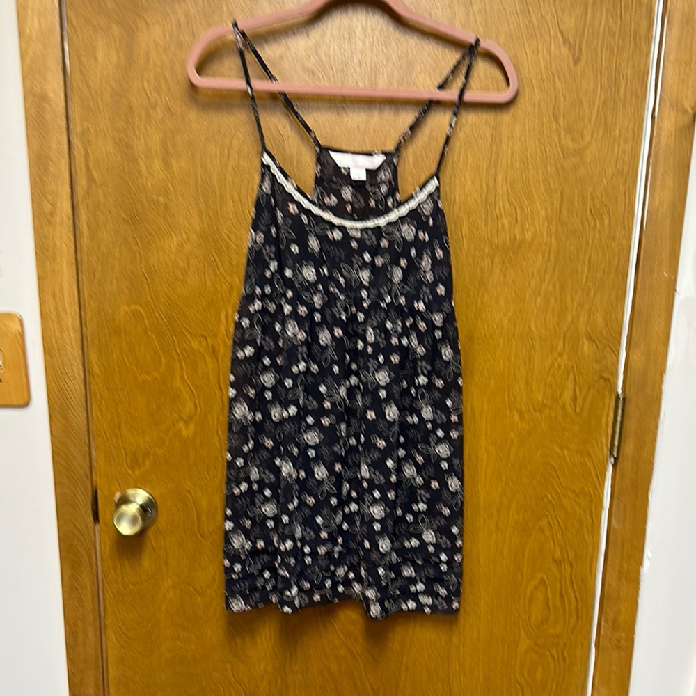 Victoria’s Secret. Pink blue and white, Floral Spaghetti Strap Top. Size M